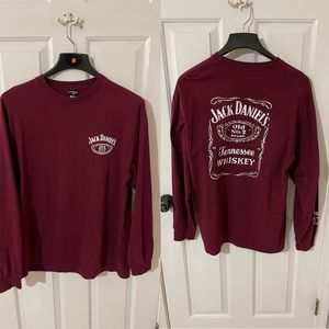 Jack Daniel’s Mens XL Long sleeved label T-Shirt. Color is wine 🍷